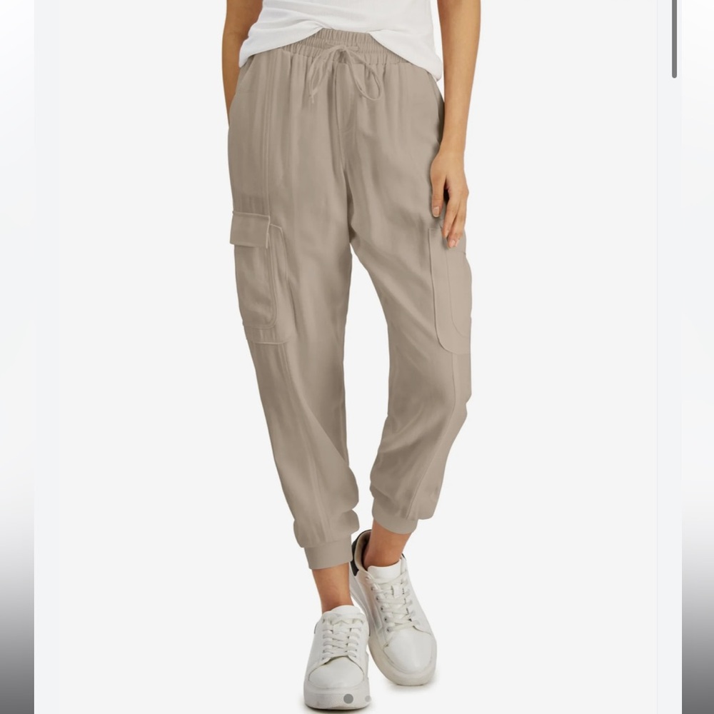 I.N.C Women's Casual Jogger Pants - Tan